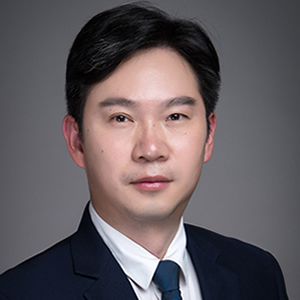 李龙